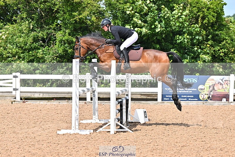 240619A-111016-00033 - Cls 1 British Novice and 90cm Open