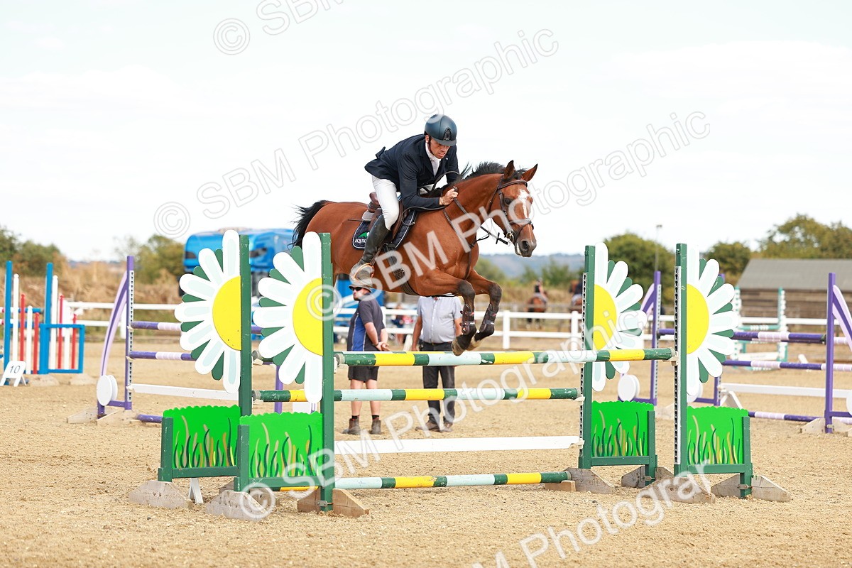 SBM_007421 - Class 5 - Senior British Foxhunter - 1.20m