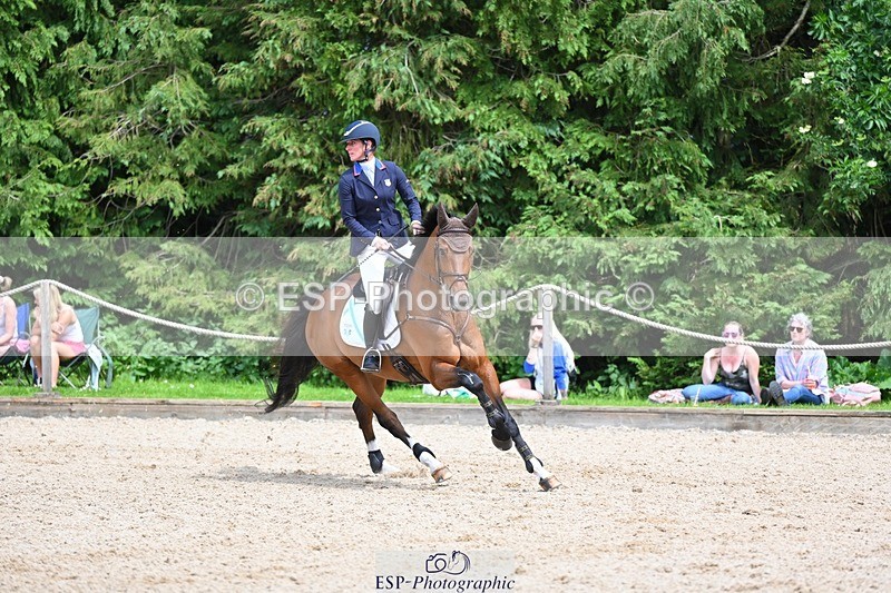 240525-142356-15689 - 446-SOMMERSBY-Jenny_Caras