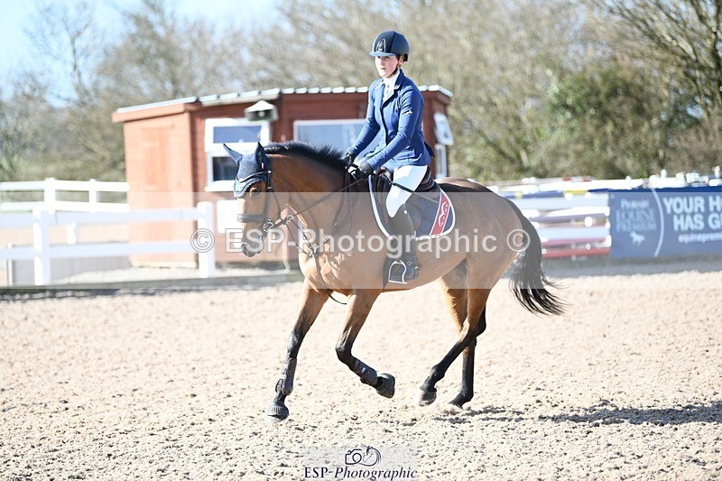 250330-102015-06071 - Cls 32 British Novice and 90cm