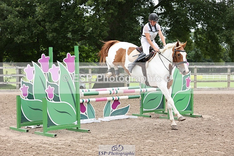 240803-125212-05209 - 162-Susan-Joy_Keeping-WARPAINT