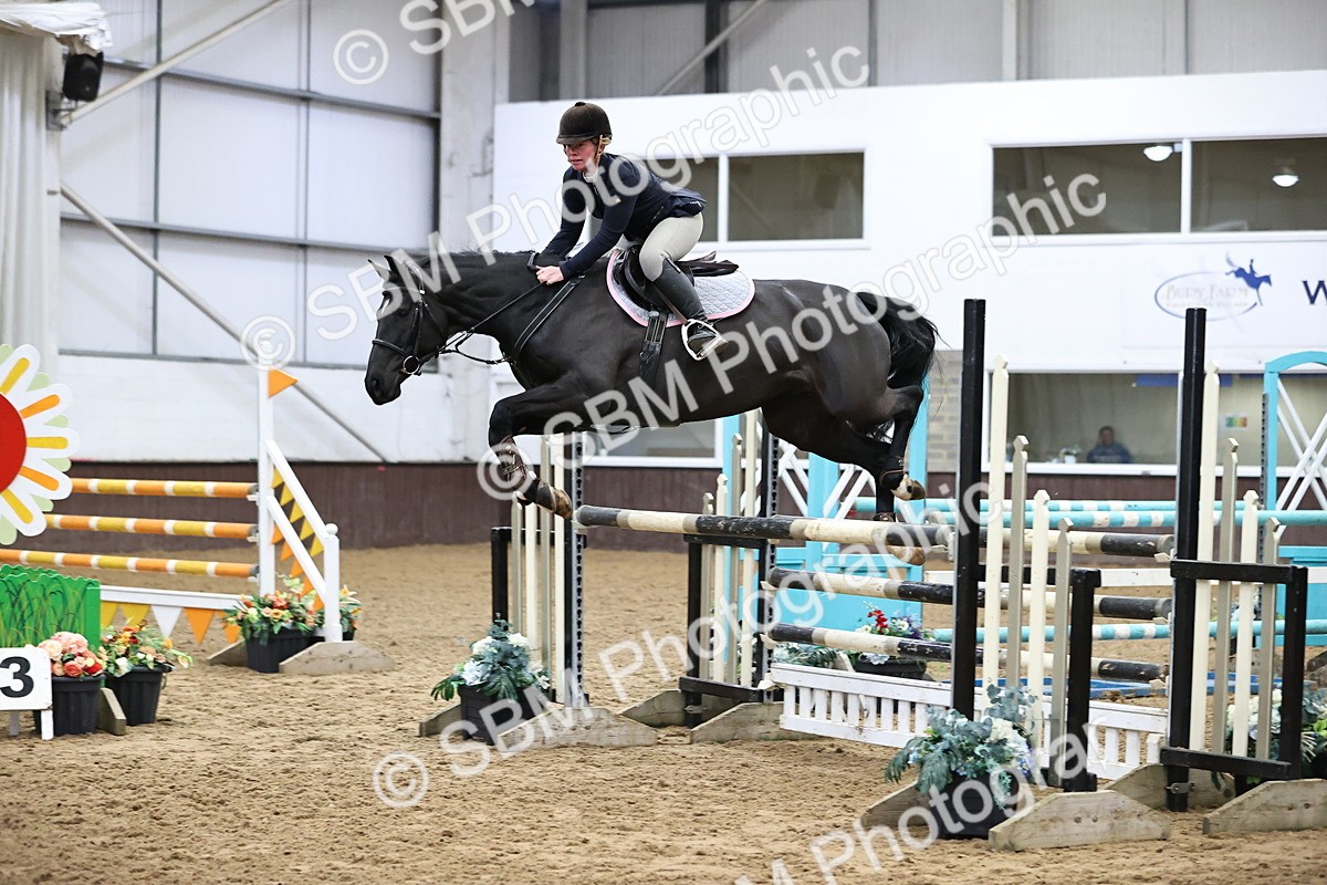 SBM_001839 - Class 4 - Senior Newcomers - 1.10m Open