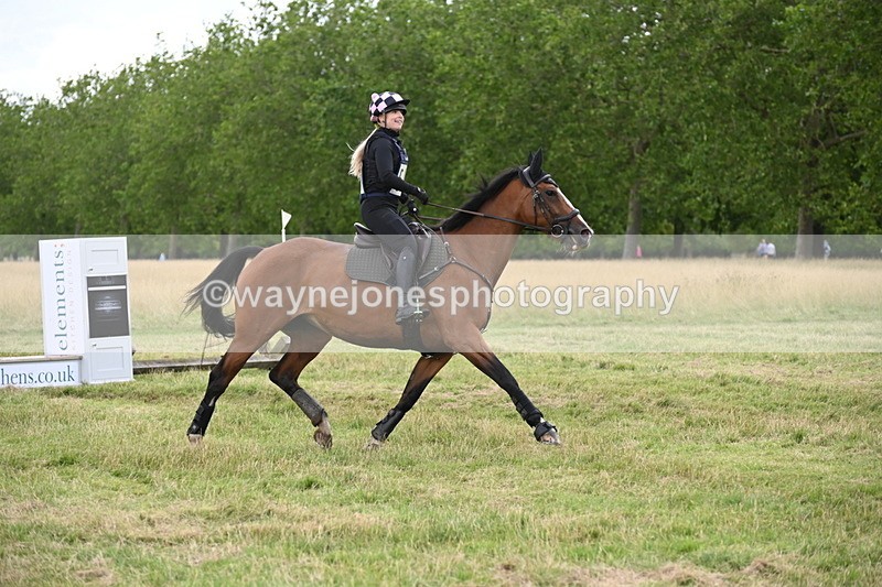 WJ6_4849 - Time at Jump 13:04 to 13:34