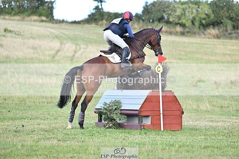 250831-174459-01306 - R-865-Kate.Honey