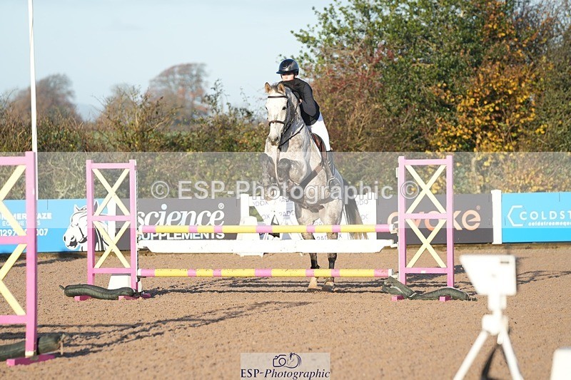 251108-083441-01777 - Cls 9 British Novice and 90cm Open