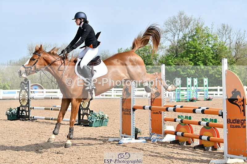 240511A-100855-11446 - Cls 28 95cm National Am Quali