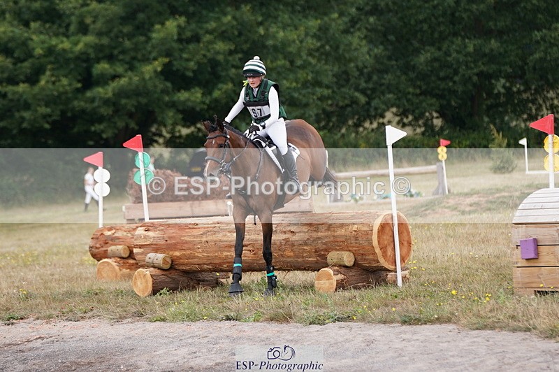 250802A-113702-02238 - B-067-Sophie.Parker-LANGALLER.LOVEDAY