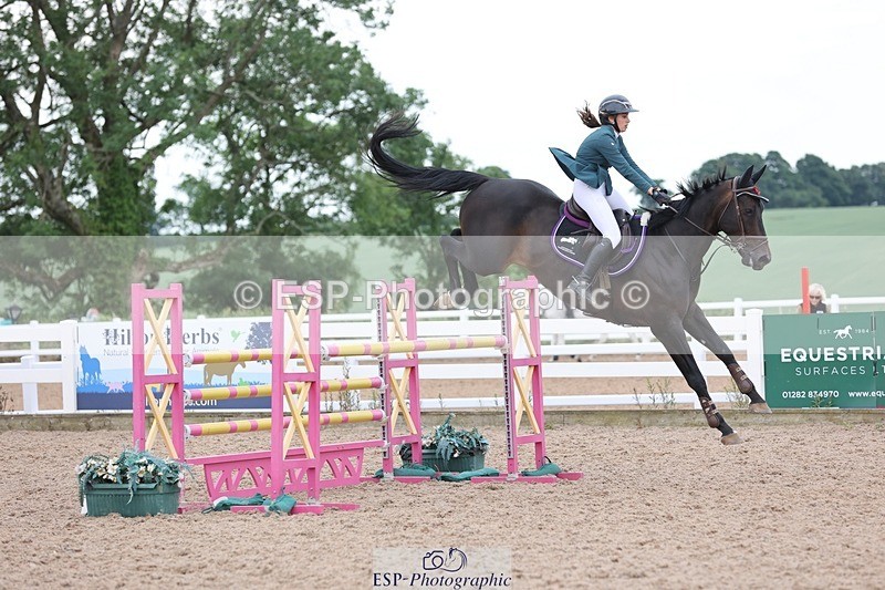 250625-154739-01529 - Cls 6 Foxhunter and 1.20m Open