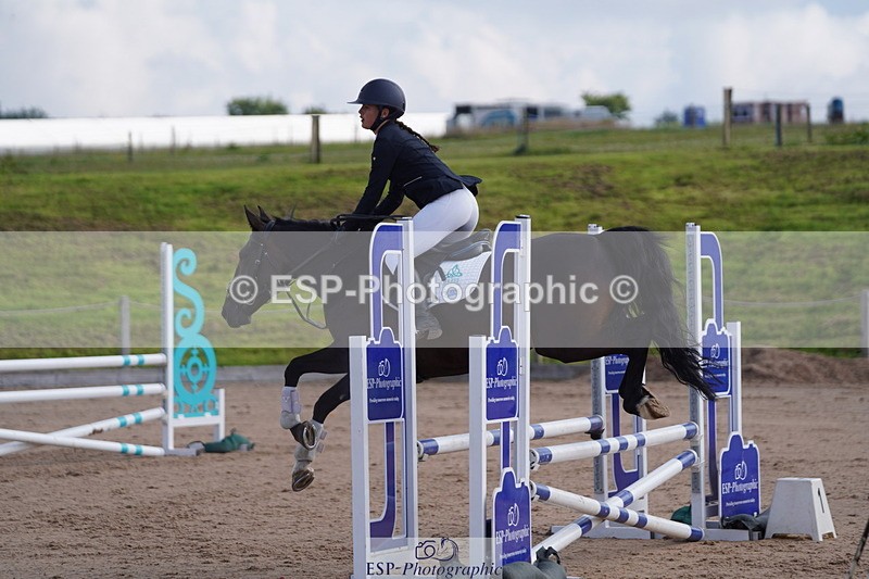 240713A-094636-00089 - Cls 3 A&B Pony BN & 80cm Open