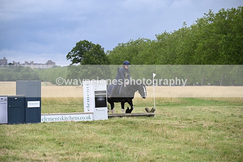 WJ6_3039 - Time at Jump 11:06 to 11:40