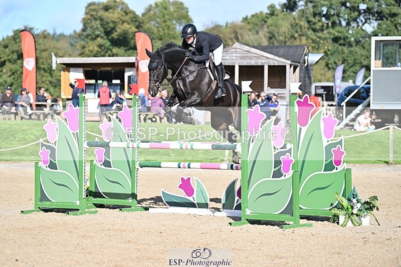 231022-120203-26547 - 329-RINGFORT.REVE.DU.MOULIN-Andrew.Downes-SJ