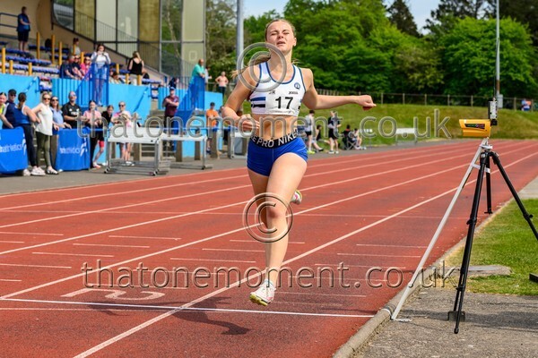 East25Sun-912717 - Track Female