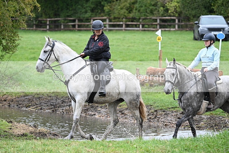 WJ7_1689 - Time at Photographer 13:13 to 13:26