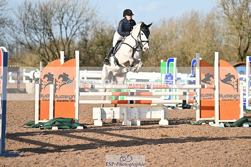 231210A-134108-02651 - Cls 20 Newcomers & 1.10m Open