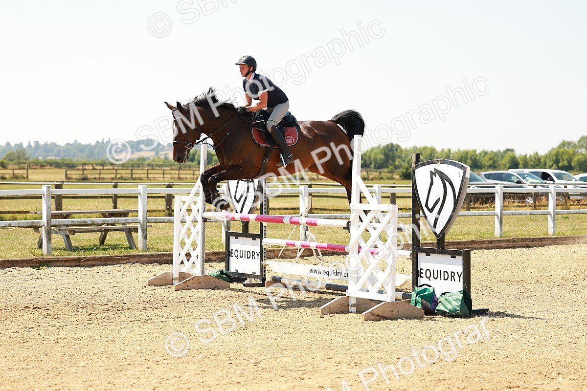 SBM_001701 - Class 4 - Senior Newcomers - 1.10m