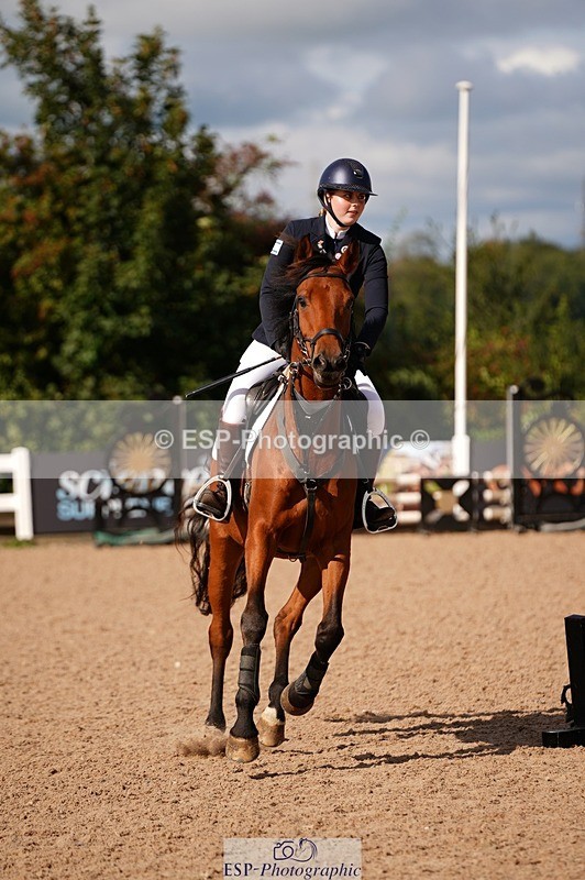 250921-114006-02755 - Cls 21+22 Club and Schools 70cm