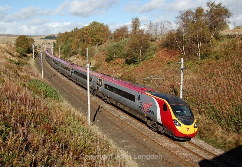 17.10.13 - 390131 1M55 12.00 Glasgow - Euston, Greenholme - West Coast Main Line (north to south)