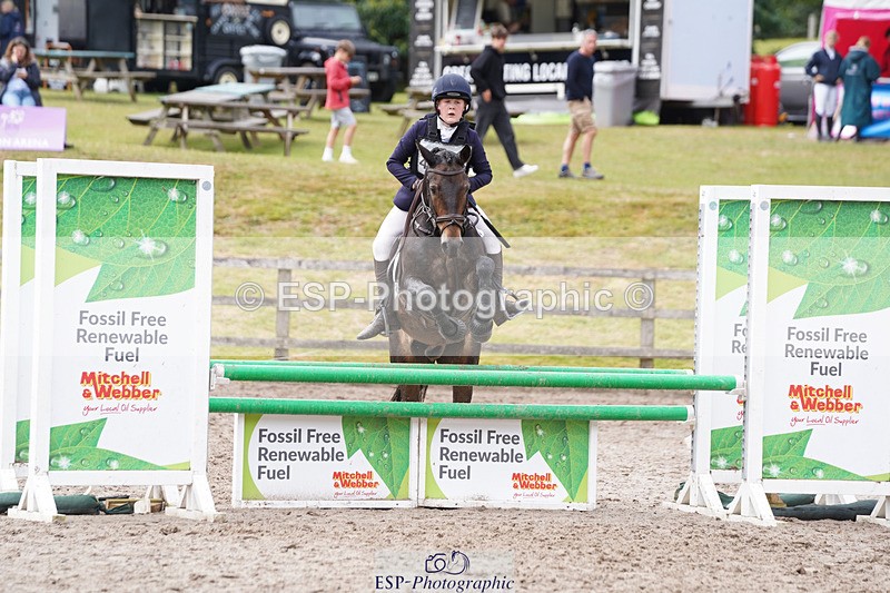 240824X-123144-24118 - 80cm Round 1 12.00 to 13.00