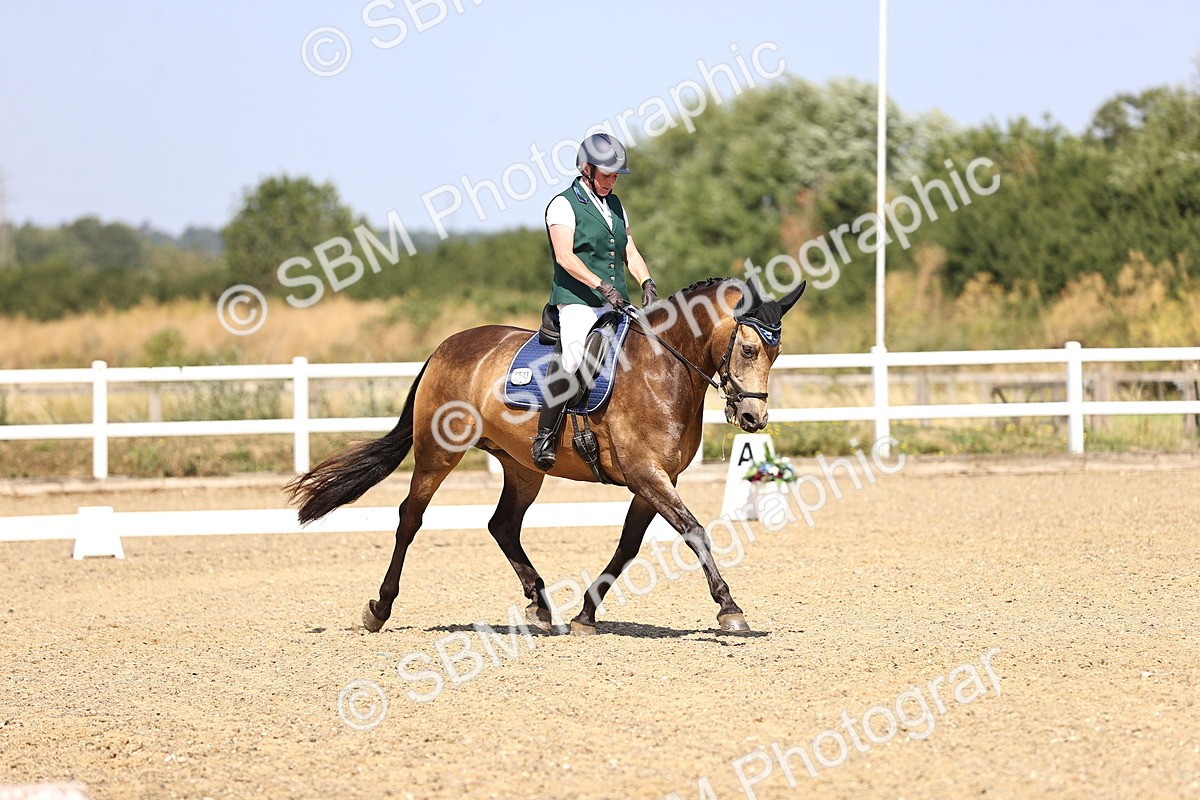 SBM_009486 - Novice 5 - 9.50-10.53