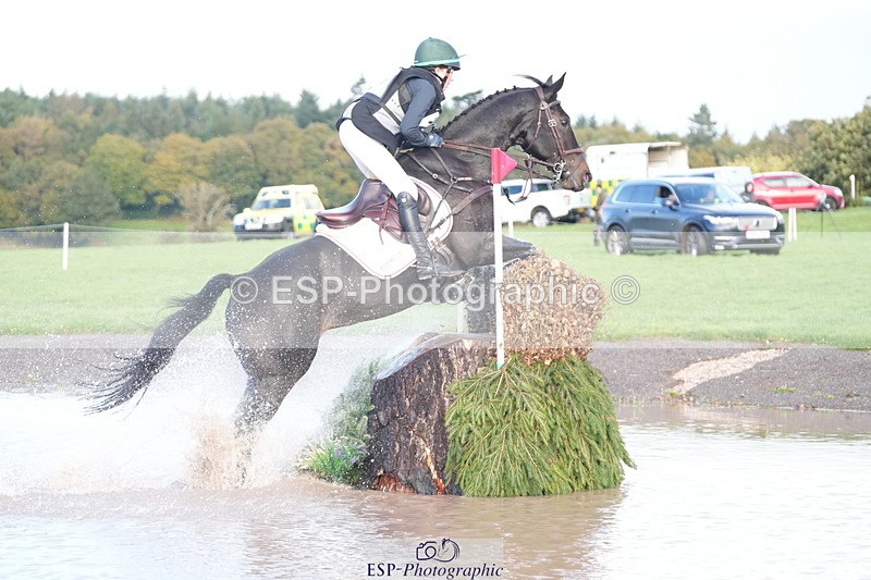 251024A-150932-13104 - C-230-Ciara.O.Connor