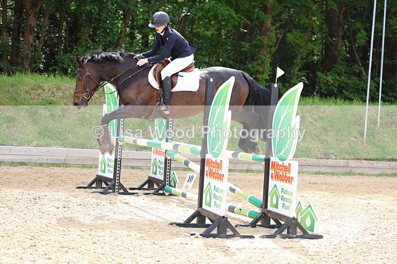 3E7A8689 - Class 4: Senior British Novice/90cm open