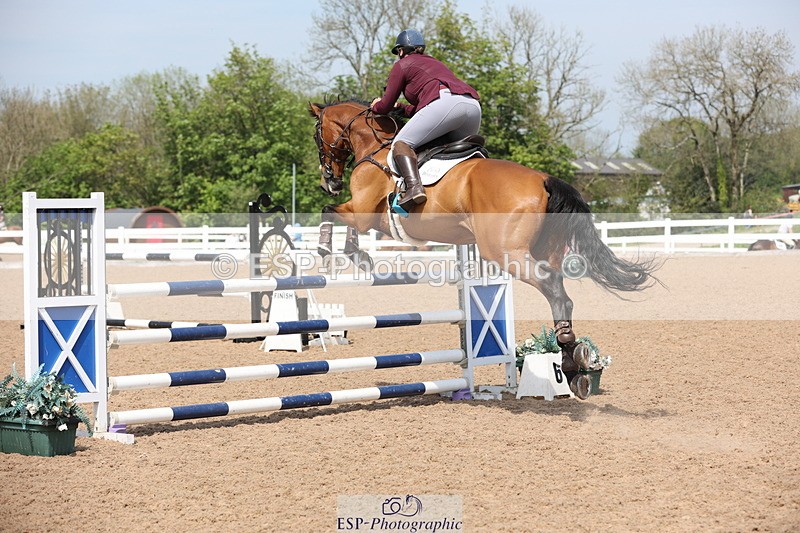 240510A-141217-07503 - Cls 17 1.05m National Am Quali