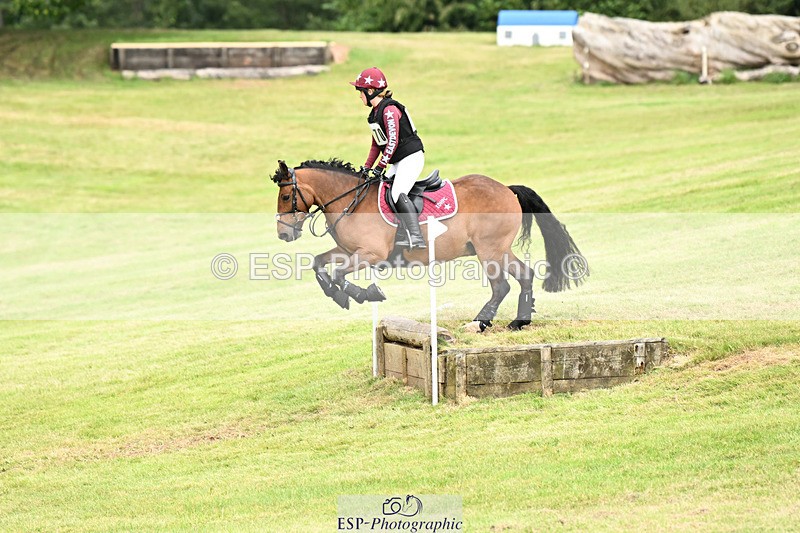 240825X-161022-36679 - 80cm XC 15.30 to 16.30