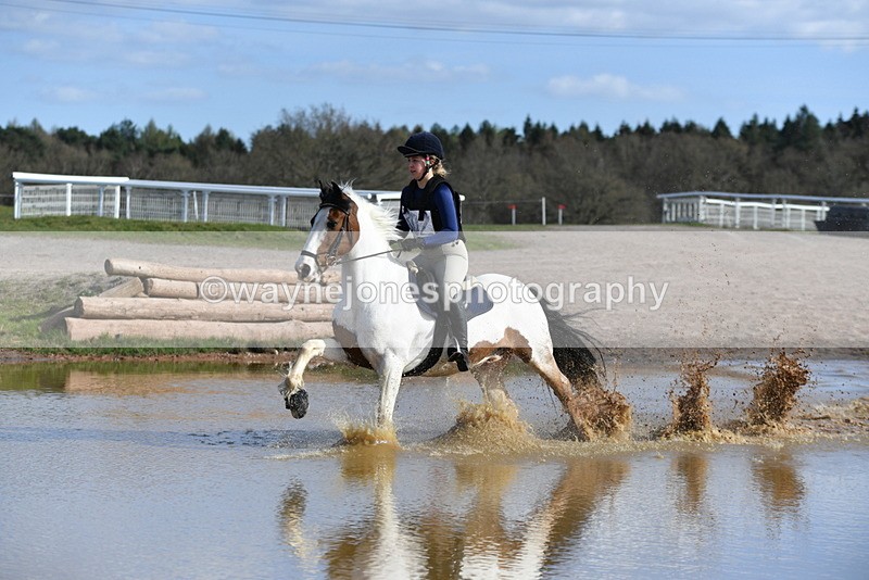 WJ5_8740 - Time 14:48 to 15:04