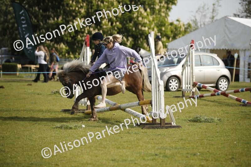20260426-1078 - Class 1 - Mini Jumping - Lead rein or Assisted