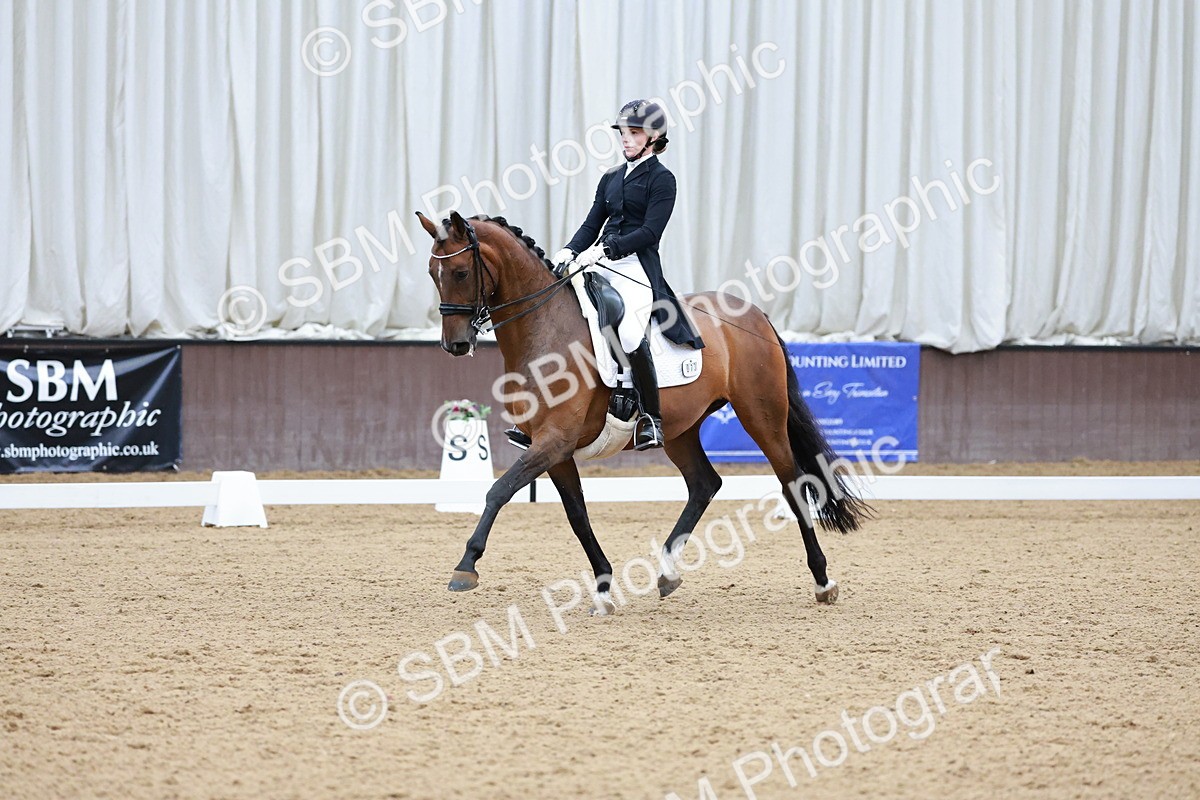 SBM_016157 - Class 5 - FEI INT II - 15.48-17.00
