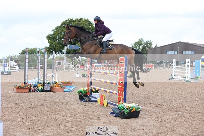 250911-121058-01360 - Cls 3 Snr Foxhunter