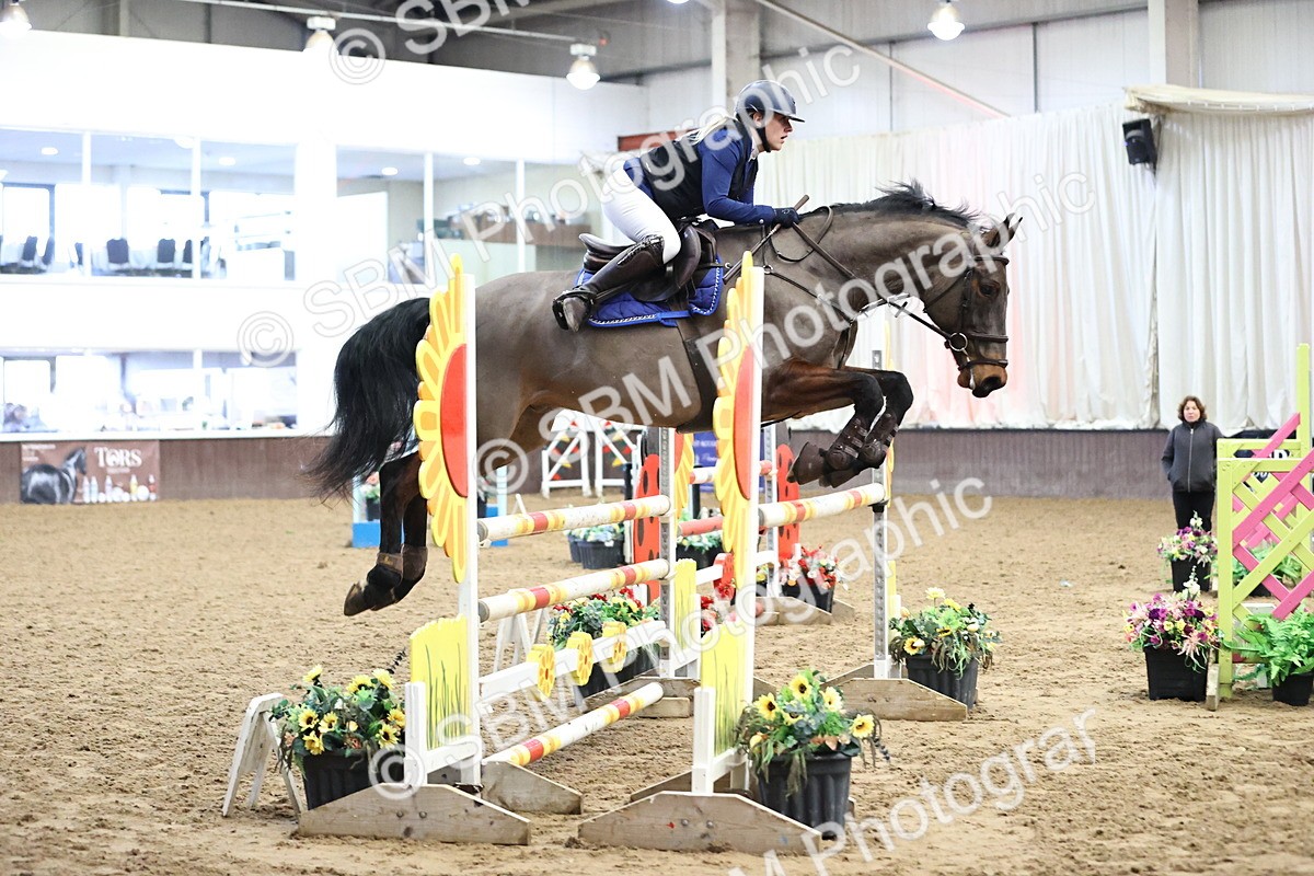 SBM_004736 - Class 16 - Senior Newcomers - 1.10m