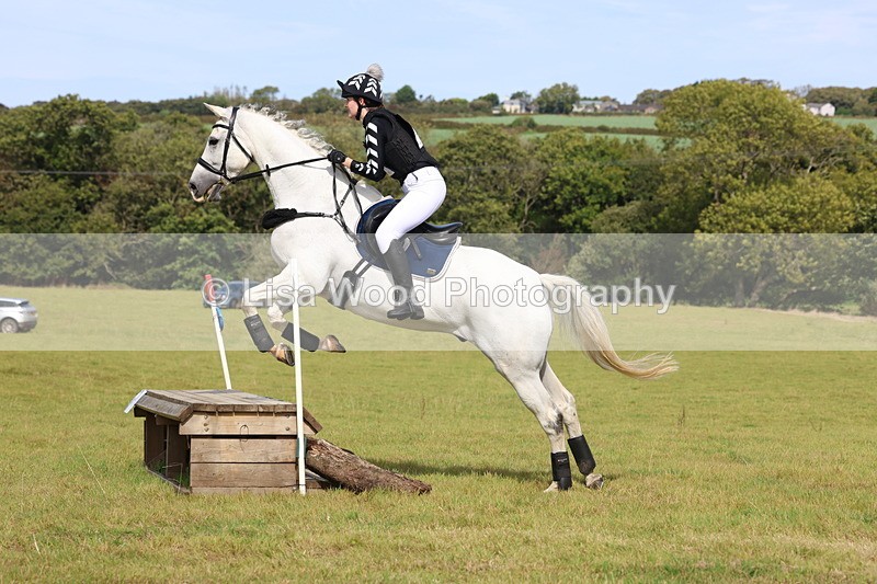 3E7A6463 - Class 1: Trebudannon Open: Pheasant Feeder