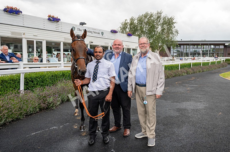 190824-Race 4-LEagle Aid-4298 - Race 4