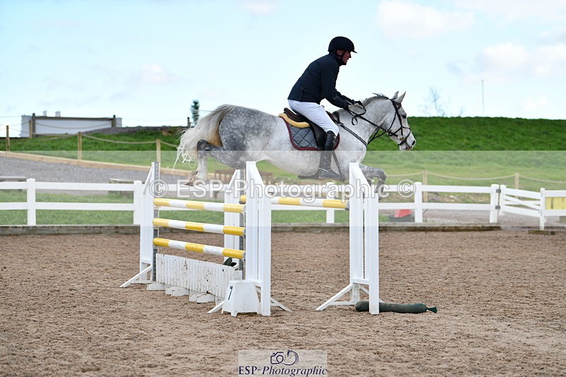 231110A-142839-00760 - Cls 6 Foxhunter & 1.20m Open