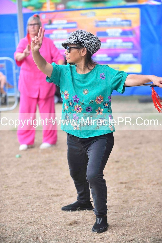 SH4_1496 - Tai Chi with Lisa Kay.