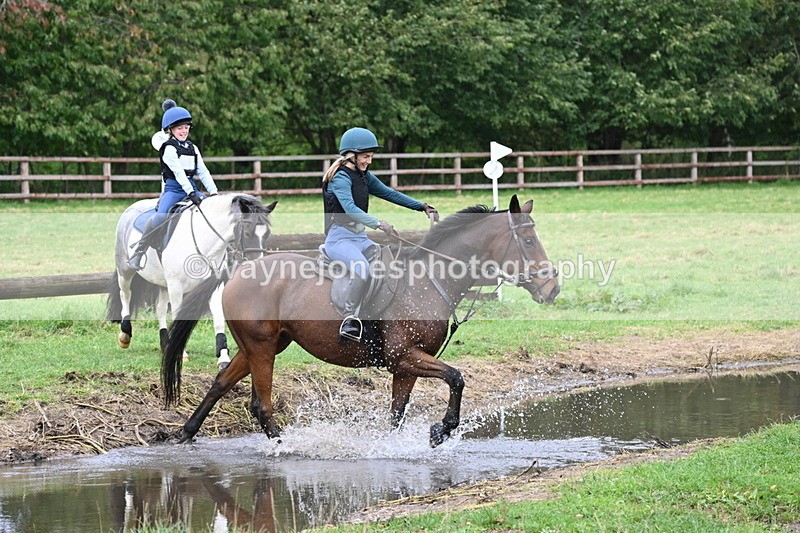 WJ6_2988 - Time at Photographer 11:01 to 11:20