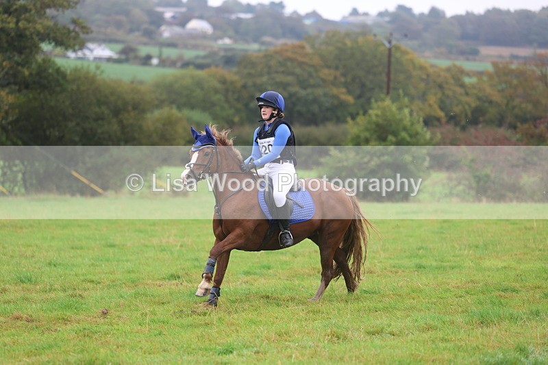 3E7A1306 - Class 2: 70cm: Half Roll Top