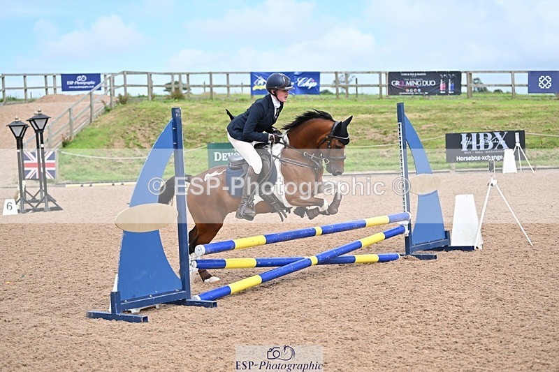 240813-155031-00091 - Clear round & 60cm