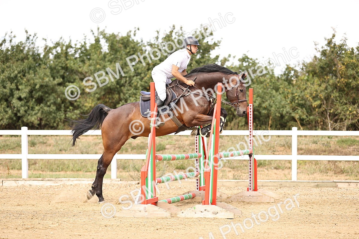 SBM_001150 - Class 4 - Senior Discovery - 1.00m Open
