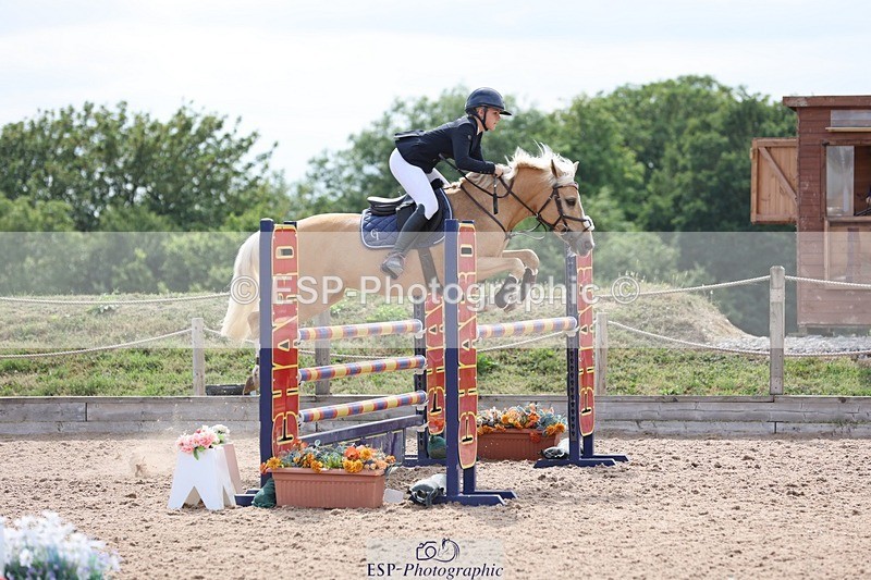 250629-164046-13368 - Cls 30 138cm HOYS Qualifier