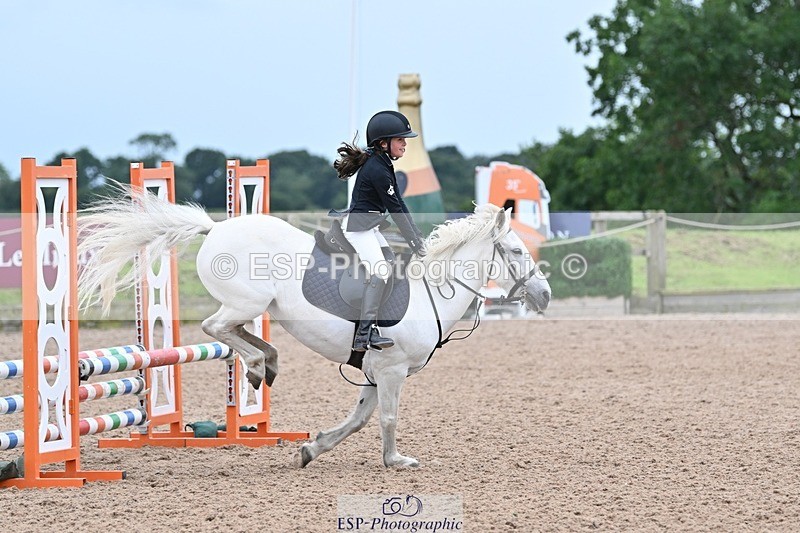 240813-172620-00475 - Classes 3A&B & 4 70cm