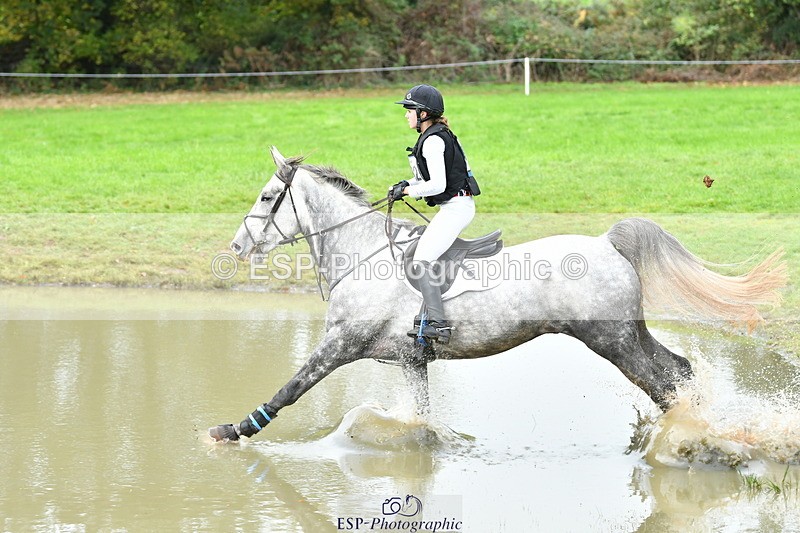 251025A-110552-17610 - E-382-Yasmin.Meredith