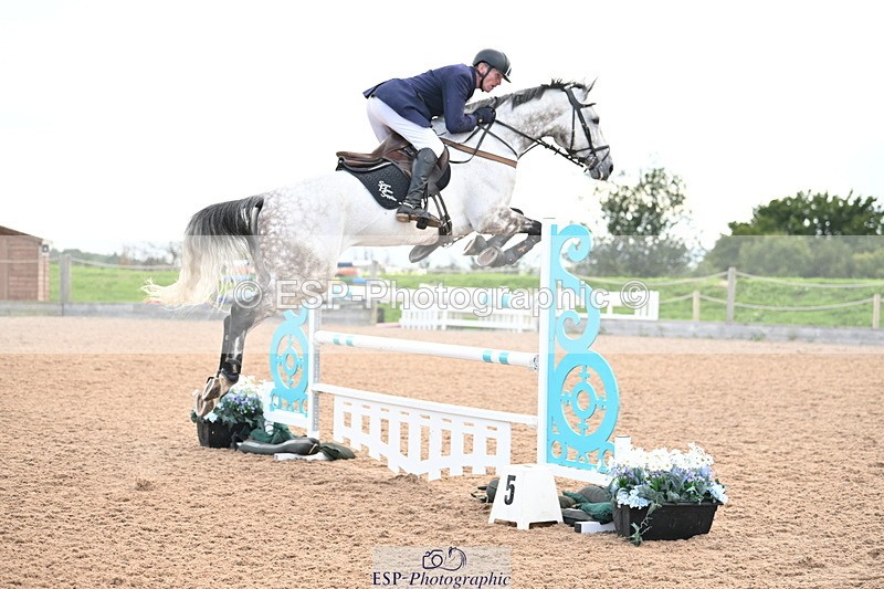 240912A-155900-02398 - Cls 6 National 1.40m Open