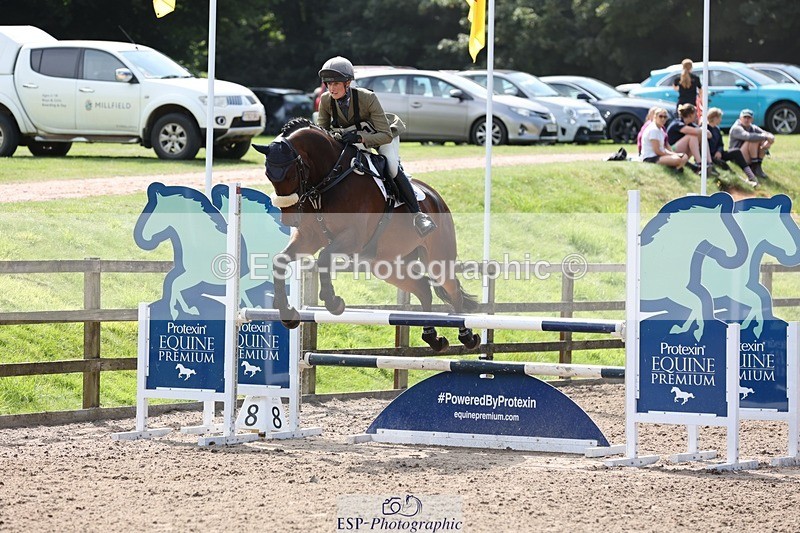 240803-152551-08868 - 271-Rosie_Bradley-Hole-OUT_OF_THE_BLUE_XIV