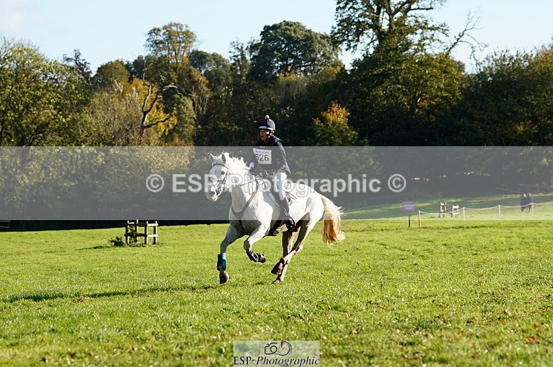 251025A-151228-21540 - G-526-Helen.Hickson