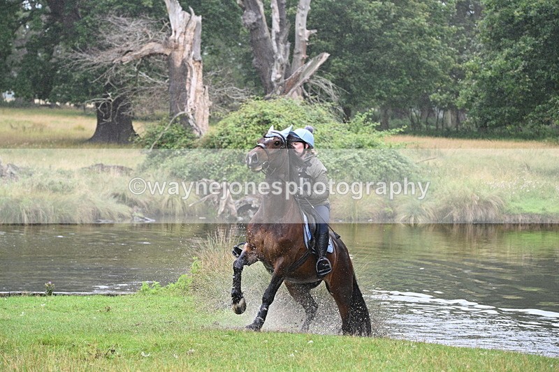 WJ7_9043 - Time at Water 11:53 to 12:23