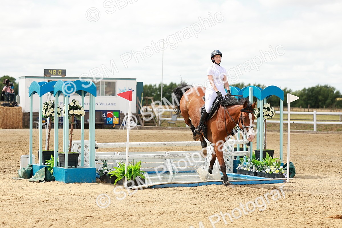 SBM_018519 - Class 21 - Senior Newcomers Championship 2d Rd