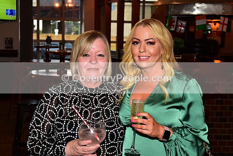 COU-080 - Courtney's 21st