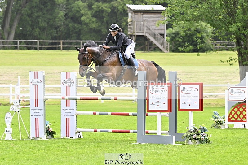 250613A-115907-00845 - Cls 2 Snr 1.15m Members Cup